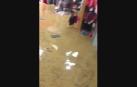 El interior de un comercio inundado por culpa de la tormenta