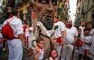 Fotos del recorrido de los gigantes y cabezudos de Pamplona del día 8 de julio de San Fermín 2019