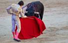 Fotos de la corrida con toros de la ganadería de Jandilla para los diestros Diego Urdiales, Sebastián Castella y Roca Rey.