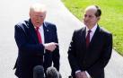 Trump, junto al ya exsecretario de Trabajo Alexander Acosta.