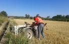 Fallece un agricultor de Cascante al volcar su tractor en un camino de Tulebras