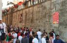 Una 'Sanfermina' vuelve a cerrar las fiestas en el 'encierro de la villavesa'