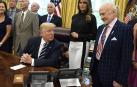 Trump pone en duda el plan de la NASA de pasar por la Luna para ir a Marte