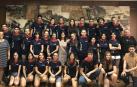 Los jóvenes voluntarios, en el salón de plenos del Ayuntamiento de Estella donde fueron recibidos ayer.