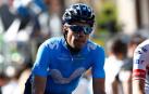 Mikel Landa entra en meta tras una etapa el Tour de Francia.