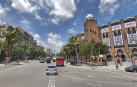 Imagen de la calle Marina, cerca del Port Olímpic de Barcelona.