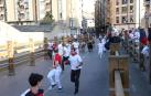 Un mozo arrollado por la manada en el quinto encierro de fiestas de Tudela