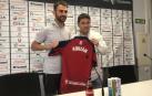 Adrián López: "El ambiente que se vive en El Sadar es el sitio idóneo para hacerlo bien"