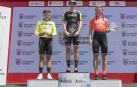 Las ganadoras de la prueba. De izquierda a derecha: María Martins (Sopela Women's Team), Sarah Roy (Mitchelton) y Marta Lach (CCC).