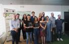 Los ganadores de la app con la consellera de Administraciones Públicas y Modernización, Isabel Castro