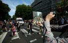 Abbey Road se inunda de fans por el 50 aniversario del disco homónimo.