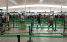 Normalidad en la  primera hora de huelga en los controles de El Prat