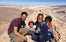 Una madre, un padre, dos hijos, una furgoneta, cuatro países, 15.000 kilómetros y diez meses. La pamplonesa Cristina Saraldi, de 38 años, y su familia recorrieron Chile, Argentina, Bolivia y Perú