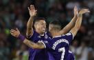 El Valladolid gana a un Betis que aguantó 80 minutos en inferioridad