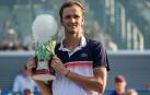 Medvedev gana su primer Masters 1.000 y llega triunfal al Abierto de EE.UU