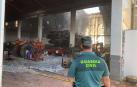 Estado en el que ha quedado el taller mecánico incendiado en Buñuel