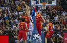 Más de 10.000 aficionados se citaron en el pabellón pamplonés para ver la victoria por 78-70 de la selección española en el arranque de la gira de preparación del Mundial de China 2019.
