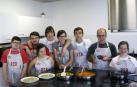 De Izda a Dcha: Mikel, Alex, Lucía, Ibone, Saioa, Julen, Sergio y Leire. Participanantes del programa.