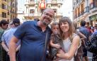 Entre las diversas actividades que se han desarrollado con motivo del ciclo Flamenco on fire, la posibilidad de ver a reconocidos artistas tocando de forma gratuita desde balcones de la ciudad es una de las ofertas más esperadas del  evento. Entre ellos estuvo Tomatito, que encandiló a los reunidos bajo el balcón del Consistorio el viernes 23.
