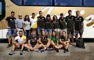 Grupo de atletas del Grupompleo Pamplona Atlético que salieron ayer rumbo a La Nucía (Alicante)