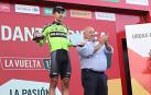 Mikel Iturria gana en Urdax la etapa de la Vuelta con final en Navarra