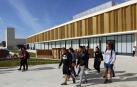 El nuevo centro de educación Secundaria y de Formación Profesional acogió el lunes la presentación de los alumnos con los últimos retoques en el equipamiento de aulas y talleres pendientes y tras una inversión de 37,2 millones de euros.