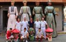 La comparsa municipal que baila en fiestas de Azagra