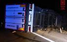 Se sale de la A-15 y vuelca un camionero que dio positivo en alcohol