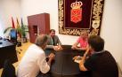 El presidente del Parlamento y UAGN abogan por medidas a favor del equilibrio territorial