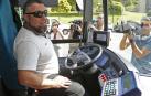 El conductor de la villavesa que llegó al hospital: "No hay ambulancia más rápida"