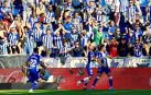 Los jugadores del Deportivo Alavés celebran un gol ante el Mallorca.