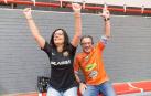 Unos padres con el corazón dividido entre el Aspil y el Barcelona