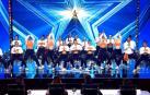 El ritmo y la energía de los navarros Arkadia convencen al jurado del 'Got Talent'