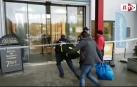 Un hombre entra armado con una espada a una escuela en Finlandia y mata a una persona
