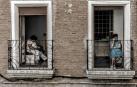 Dos ventanas indiscretas con vistas al encierro