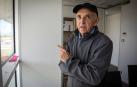 La historia de Félix López con el Parkinson: ser libre para no mover los dedos