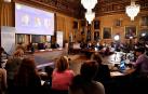 Tres científicos 'padres' de las baterías de los móviles ganan el Nobel de Química