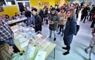 Los navarros votan en una jornada electoral a la que sucederá una larga noche de recuento