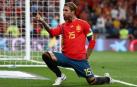 Sergio Ramos celebra un gol ante Suecia en el Santiago Bernabéu.