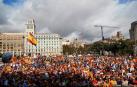 Unas 10.000 personas marchan en Barcelona por el 12-O