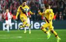 El primer gol fue obra de Messi en el minuto 3 al culminar una asistencia de Arthur Melo al primer toque