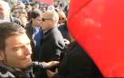 Tejero, recibido con gritos de apoyo en el cementerio de Mingorrubio