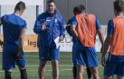 Unai Jauregi, en uno de sus últimos entrenamientos al frente del Izarra.