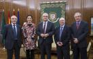 El alcalde recibe a los Hermanos de San Juan de Dios