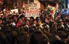Bolivia vive un día de paros por el presunto fraude y Evo Morales reta a que se pruebe