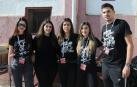 La localidad navarra celebró el pasado fin de semana la sexta edición del 'Cesar's Garage - Funes Rock Festival'. Una fiesta que atrajo hasta el pueblo a muchos aficionados del universo 'rockabilly' y que llenó la localidad de música y de coches de colección.