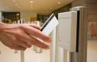 Las horas extra gratuitas se desploman con la aplicación del registro de jornada