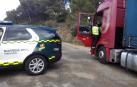 Un camionero cuadruplica la tasa de alcohol tras ser parado por ir hablando por el móvil en Navarra