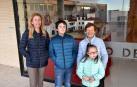 Spasmo Teatro presentó el pasado domingo una obra infantil especialmente dirigida a un público familiar. Este espectáculo llevó a los asistentes de viaje por los rincones más lejanos del mundo. Una cita ineludible para los vecinos de Ribaforada, que disfrutaron de una experiencia divertida y emocionante.
