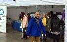 Jornada informativa de ANADI en la Plaza del Castillo.